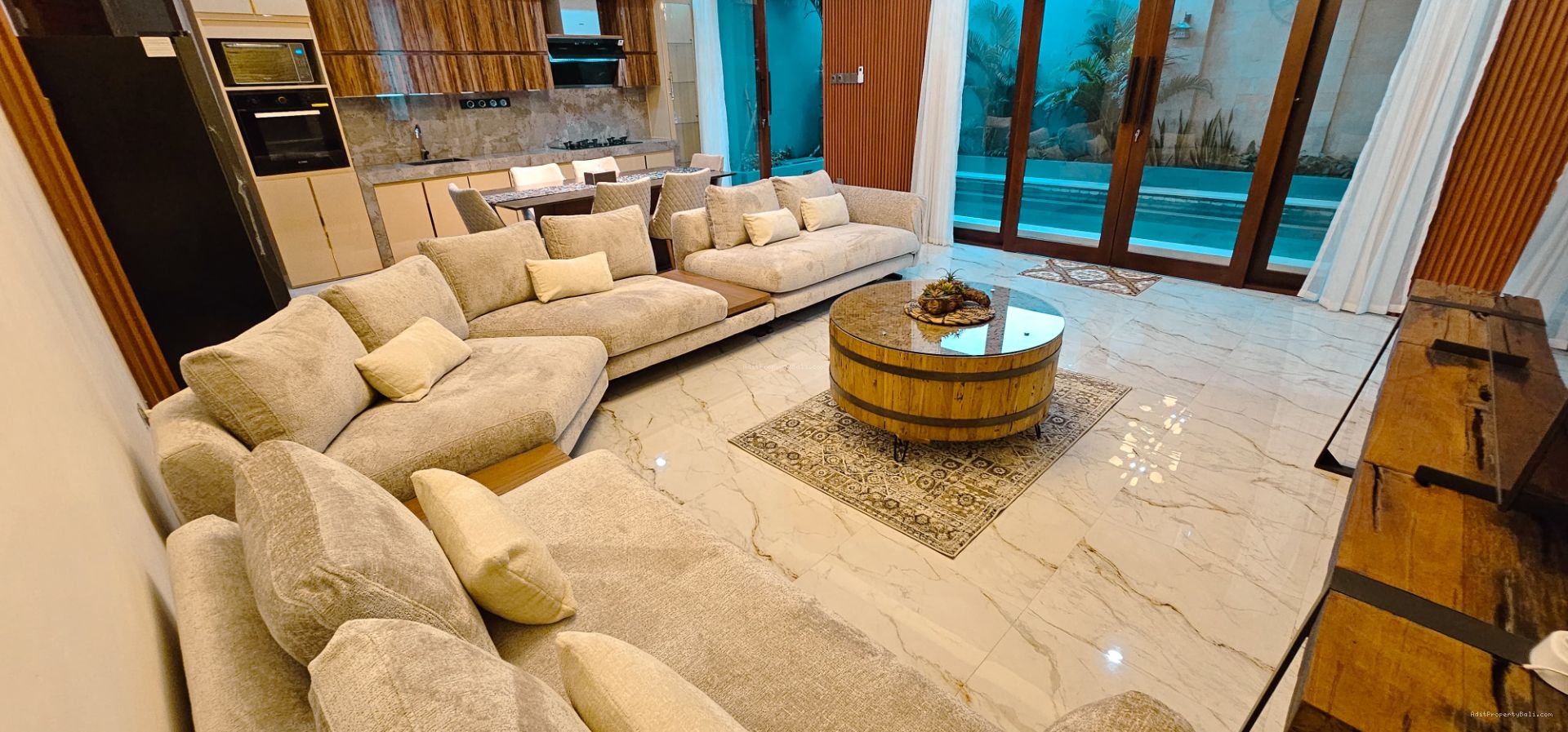 Villa mewah kerobokan