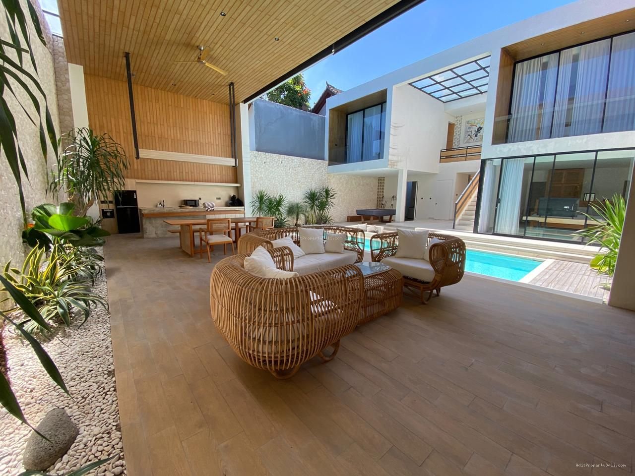 Villa dekat pantai cemagi