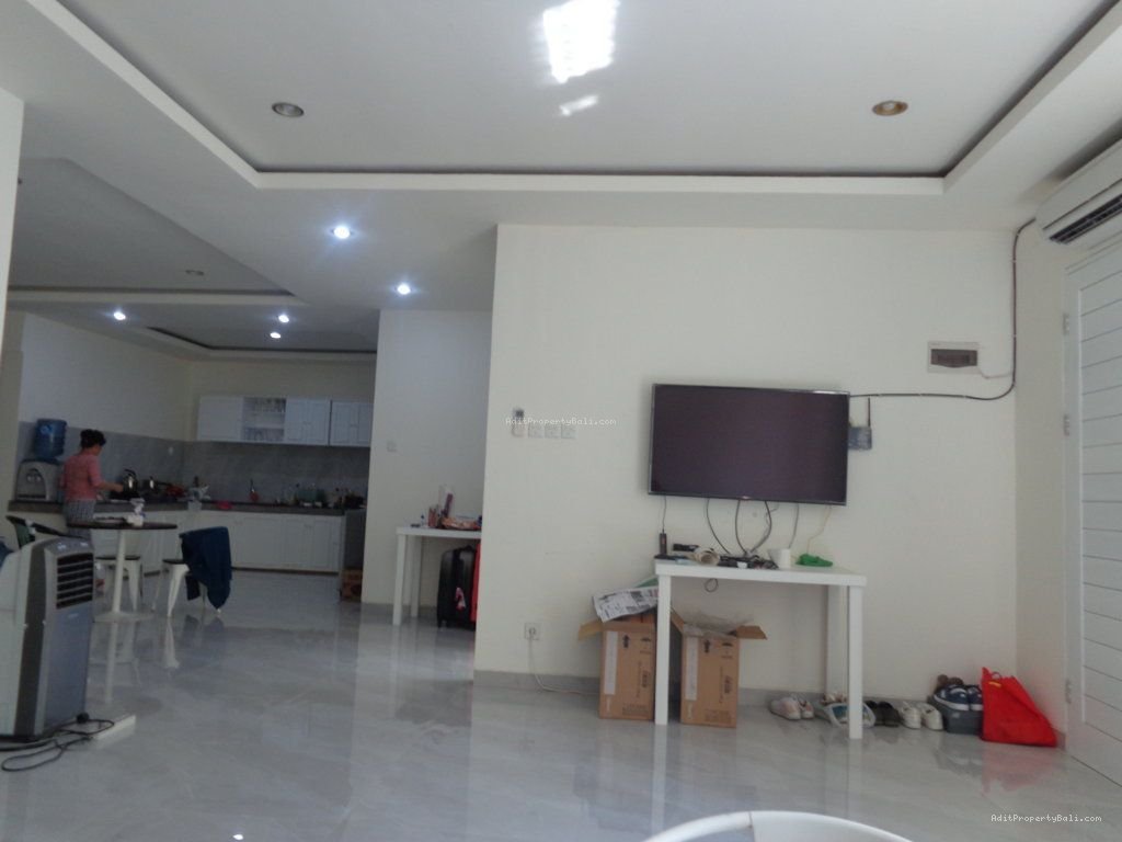 villa lantai 1 sanur