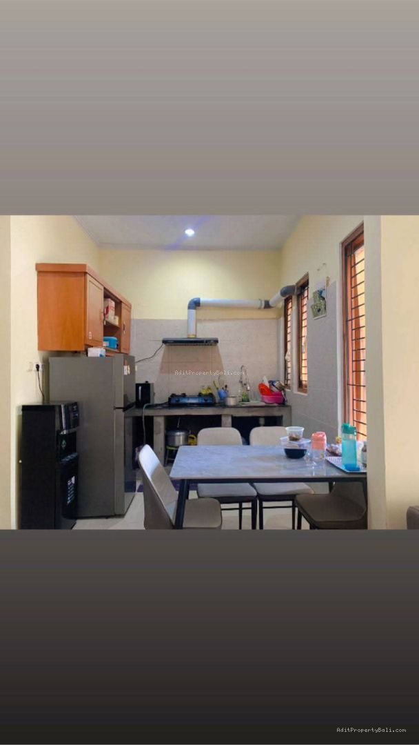 rumah lantai 3 dalung