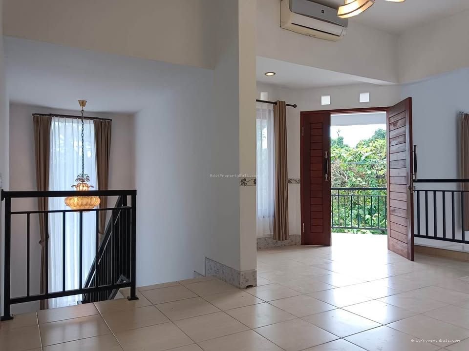 Rumah nuansa Kori ungasan