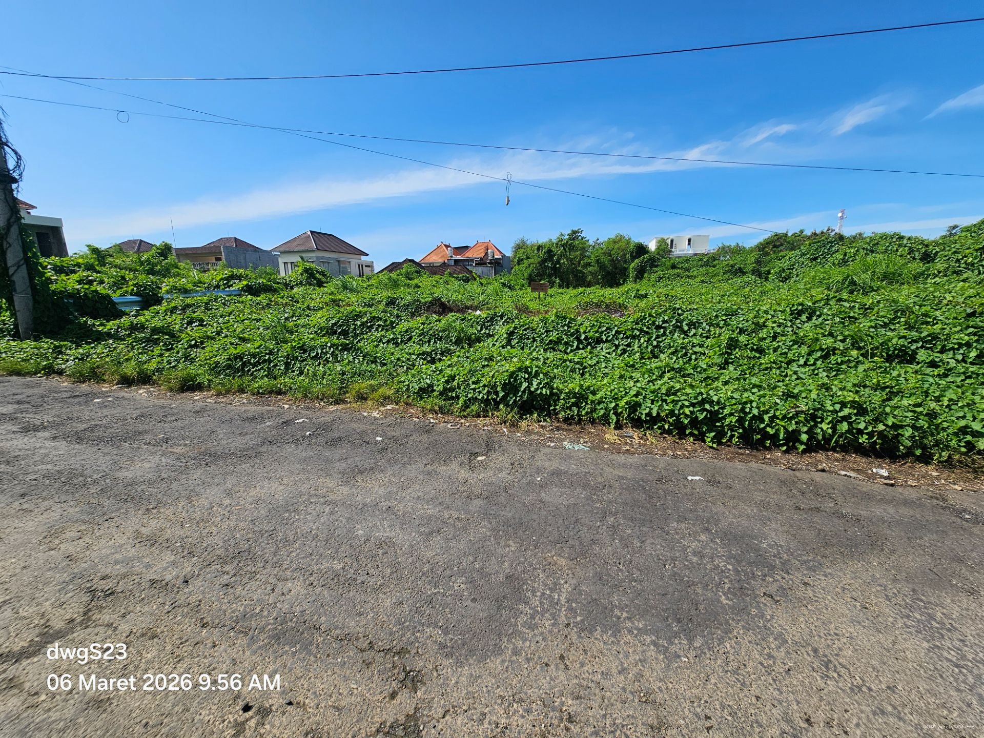 tanah gatsu barat