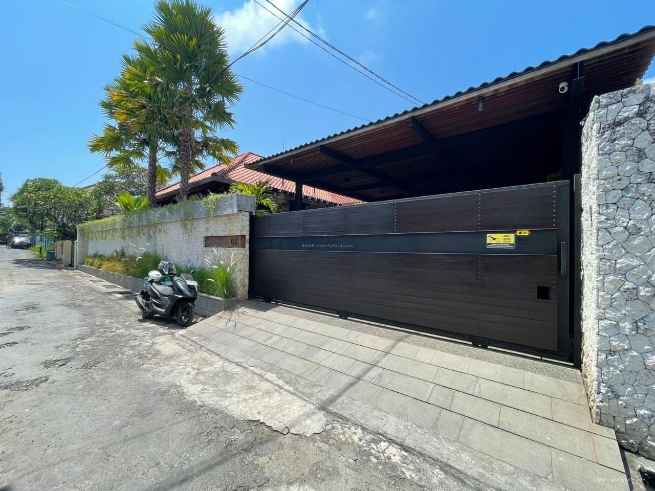 rumah renonn