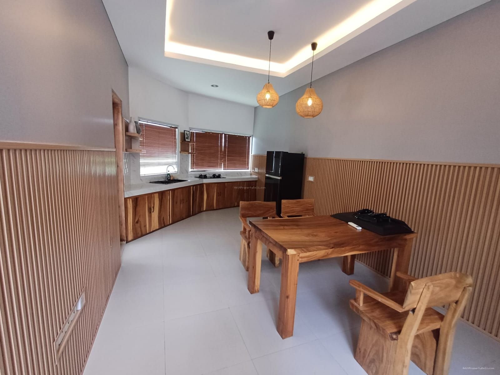 villa tumbak bayuhh