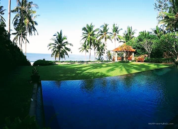 villa los pantai  soka