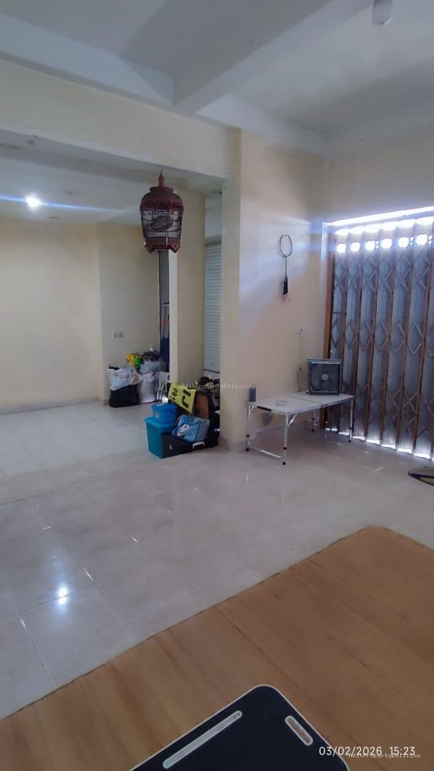 rumah renon dps