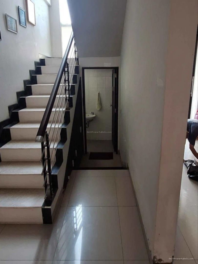 rumah renon