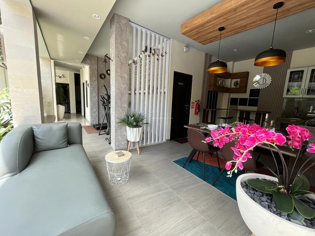 kost elite peguyangan