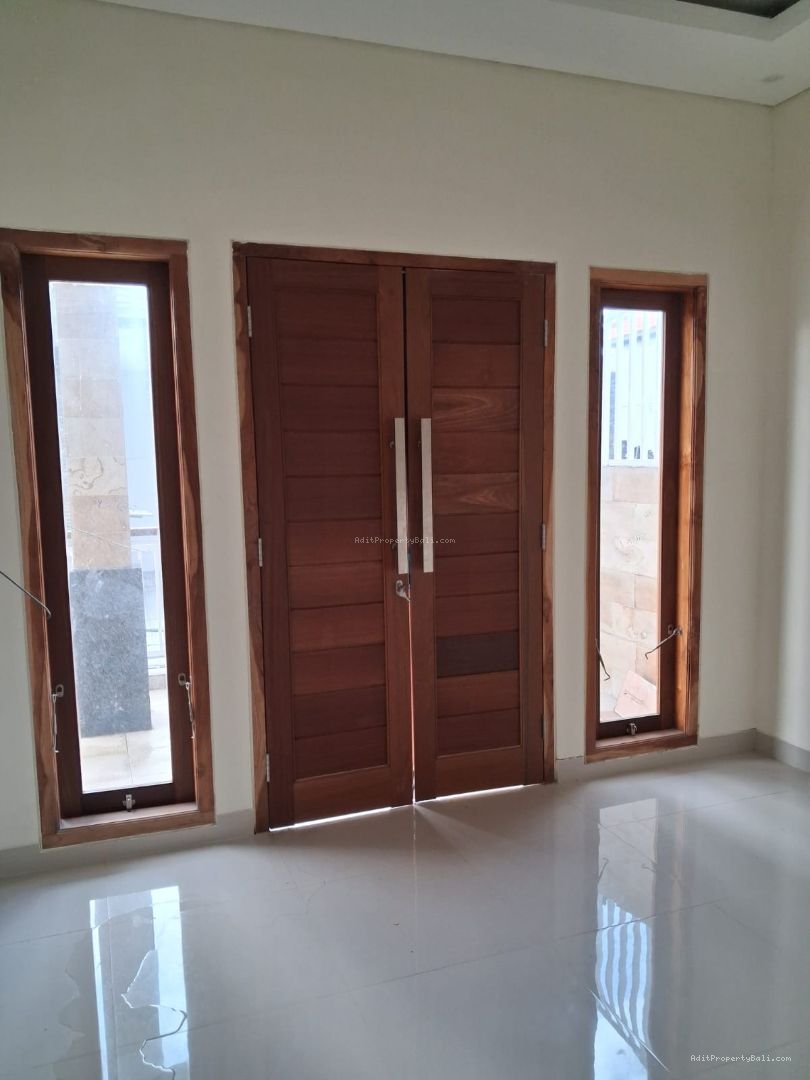 rumah semi villa pemogan dps