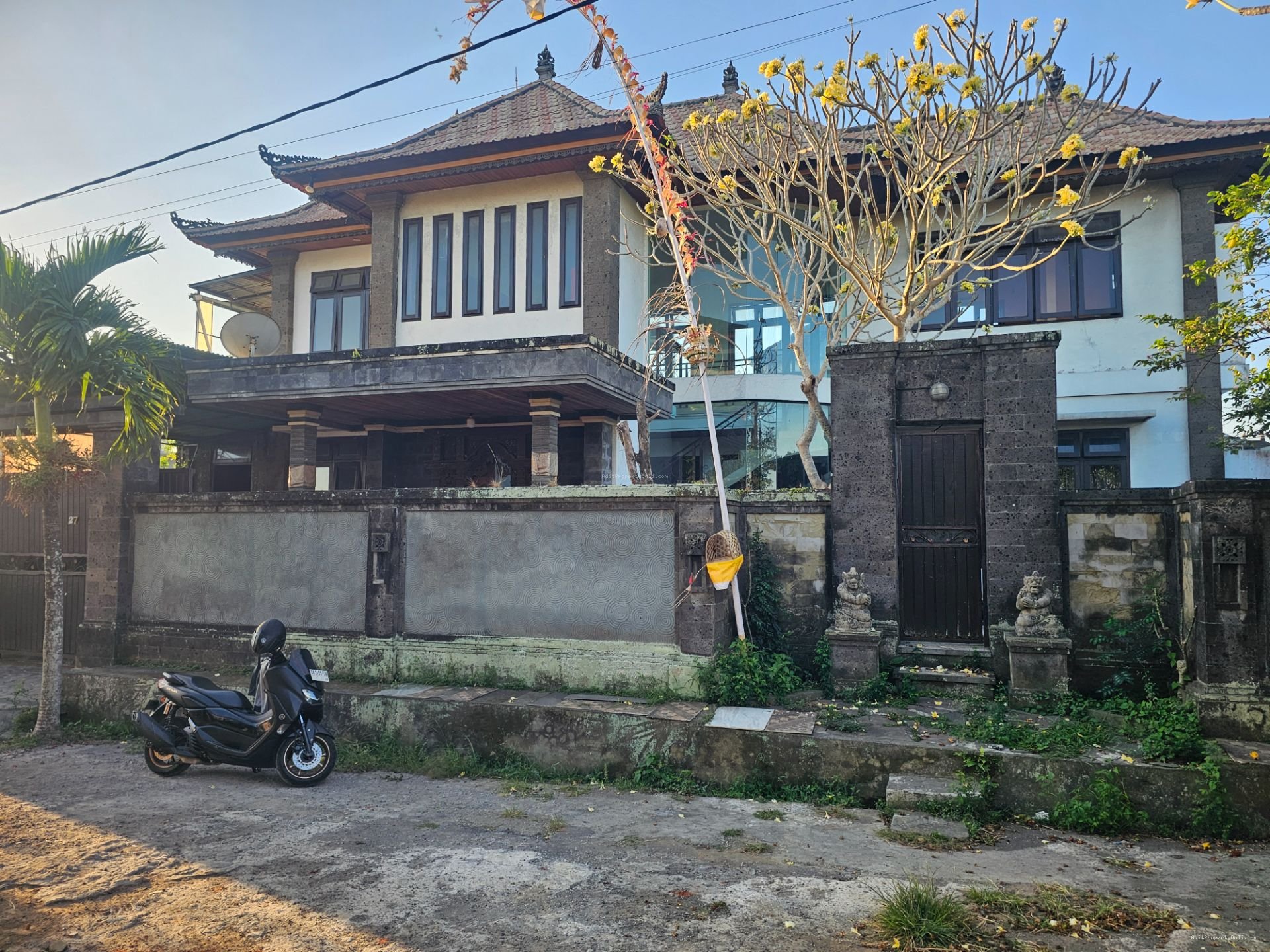 rumah lantai 2 sading