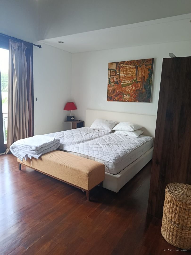 villa tibubeneng cg
